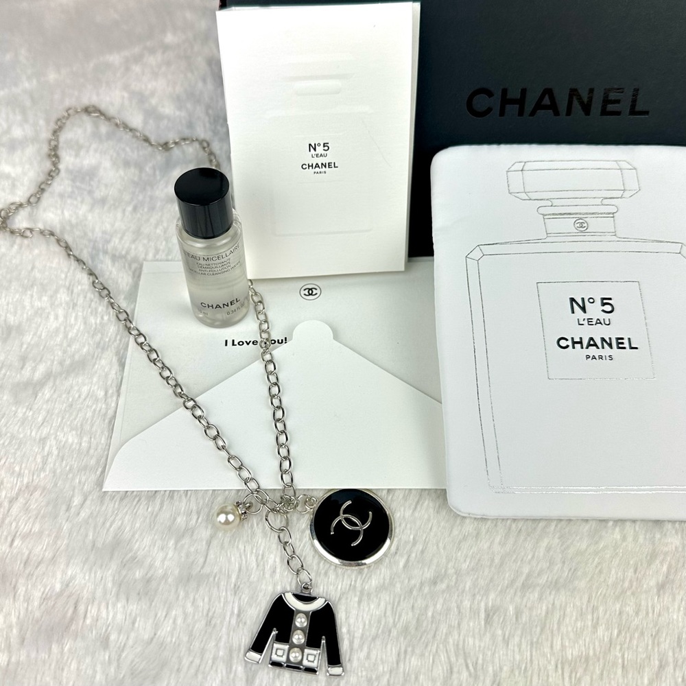 Chanel #5 card holder pouch wallet from the beauty line GIFT SET - Picture 2 of 6